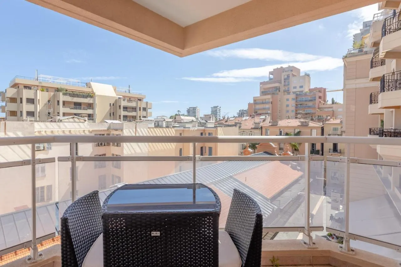 Apartment Luxury Studio Renovated 2024 With Free Parking Beausoleil France
